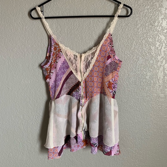 Daytrip Tank Top - Picture 2 of 3